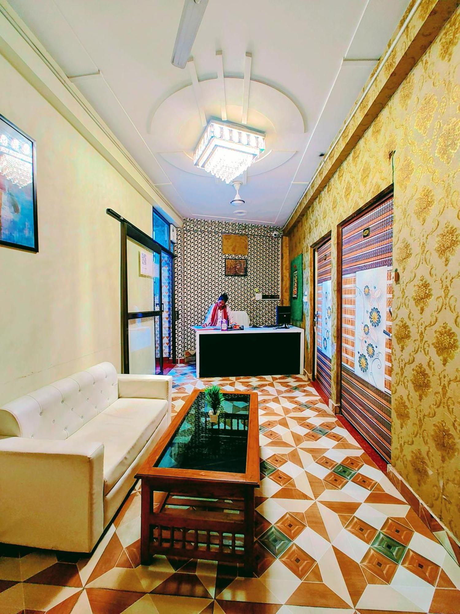 De Costa Palace - Pick And Drop Available Varanasi Exterior foto